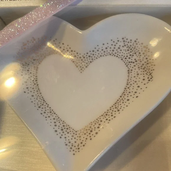 MOM Jewelry Tray & Necklace and Earring Set! - Picture 6 of 6